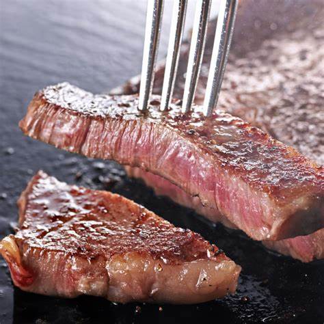 [surgelé] Steak Bœuf Wagyu du Japon entre 110 et 140g au choix 和牛ステーキ肉